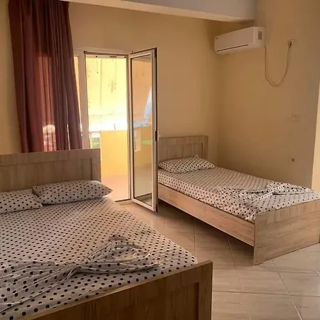 Alket Apts.1 Appartamento